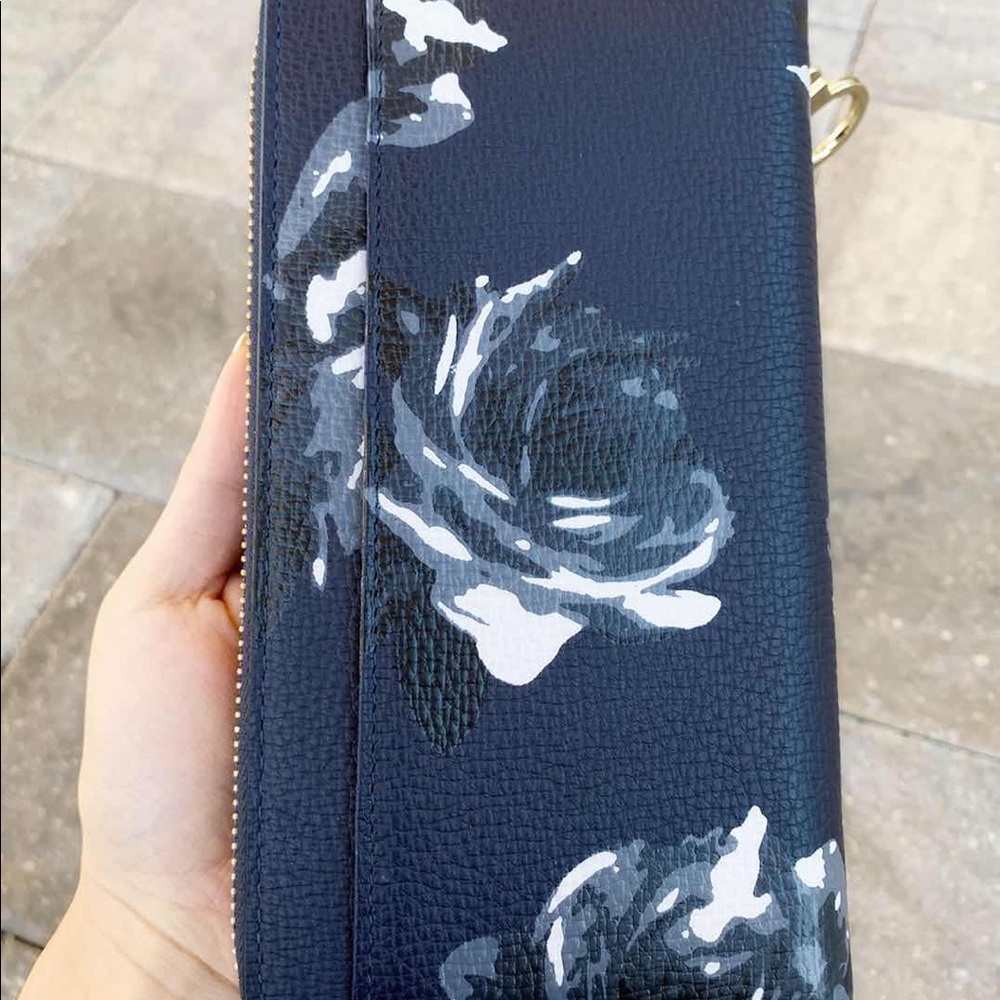 SALE 👛💕 MWT Kate Spade Zip Around Wallet - Picture 2 of 3